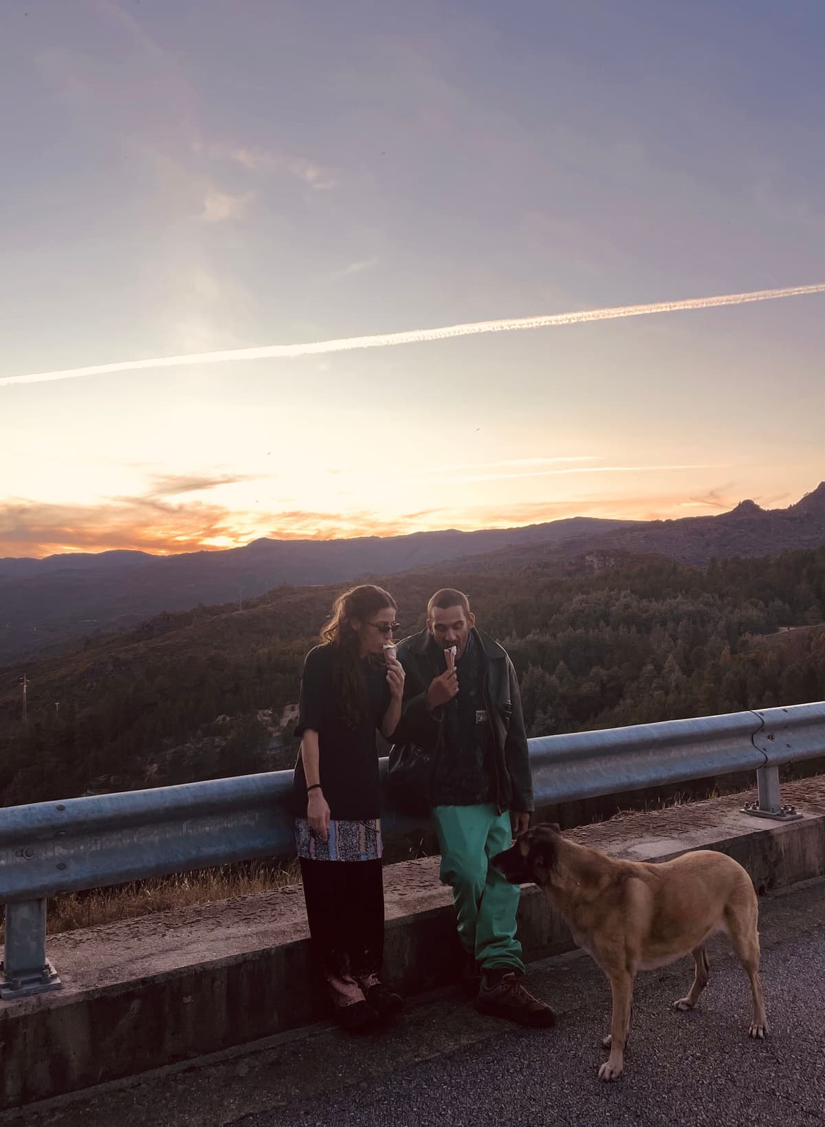 METAL (Inês Malheiro + Vasco Lé)