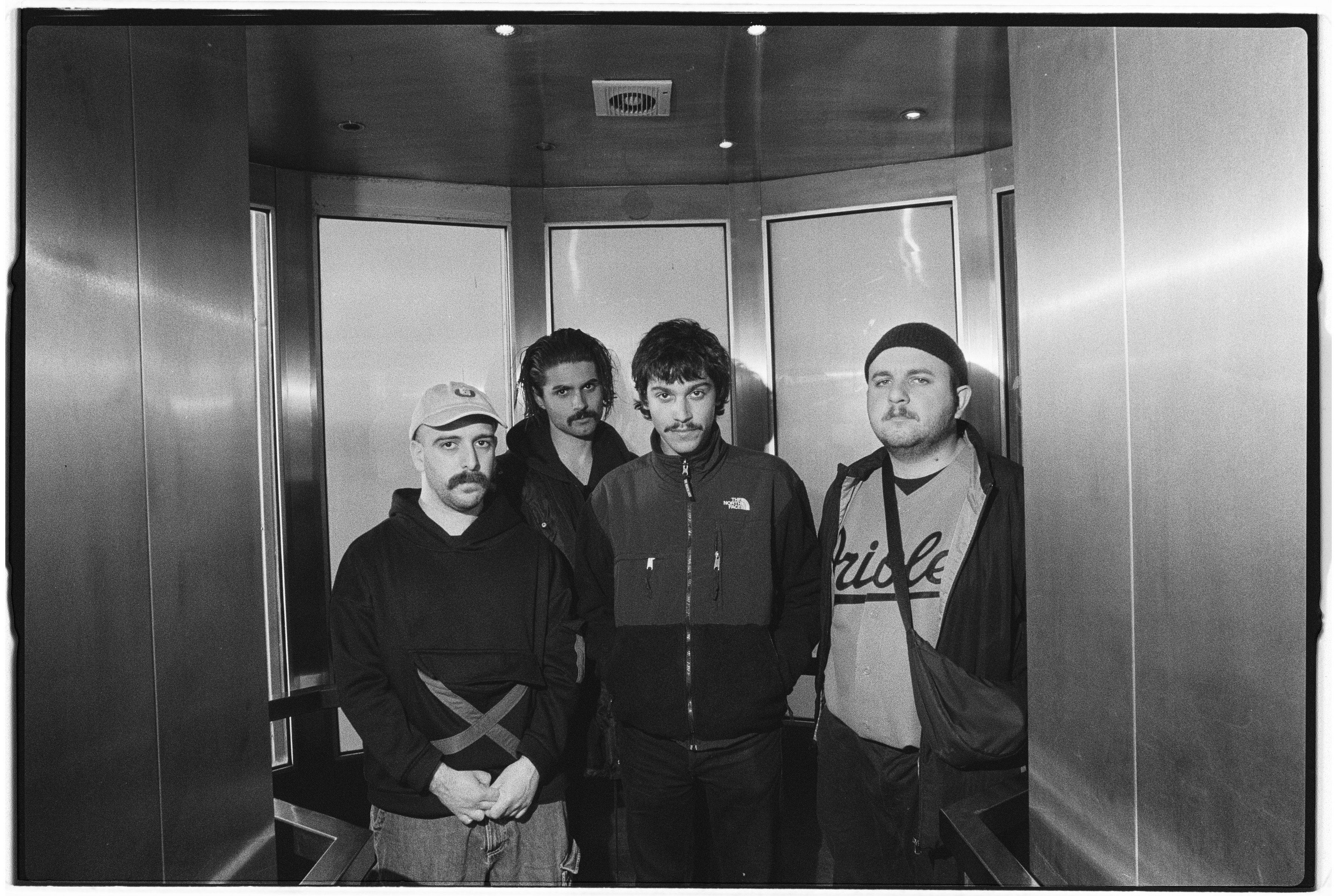 Hetta: novo single "Plainclothes Man"